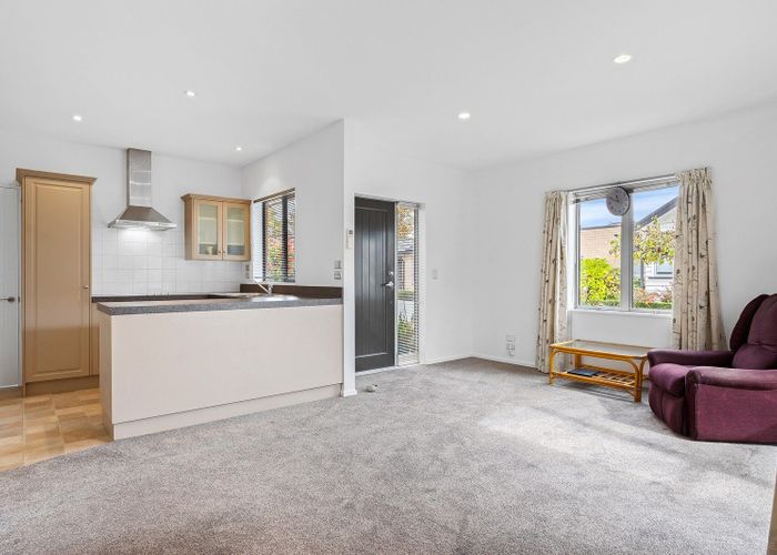  at 3/372 Yaldhurst Road, Russley, Christchurch City, Canterbury