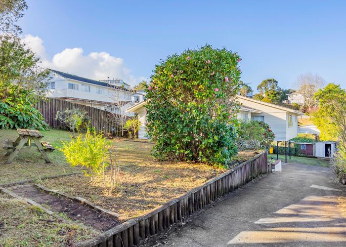  at 25 Kerria Place, Sunnynook, Auckland