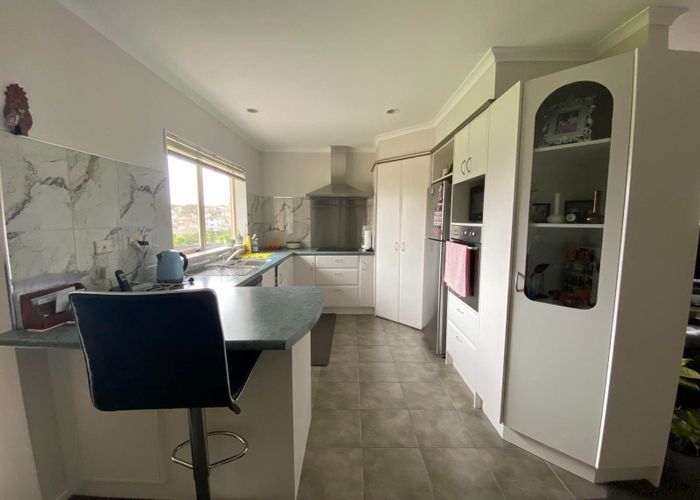  at 34 Legacy Drive, Henderson, Waitakere City, Auckland