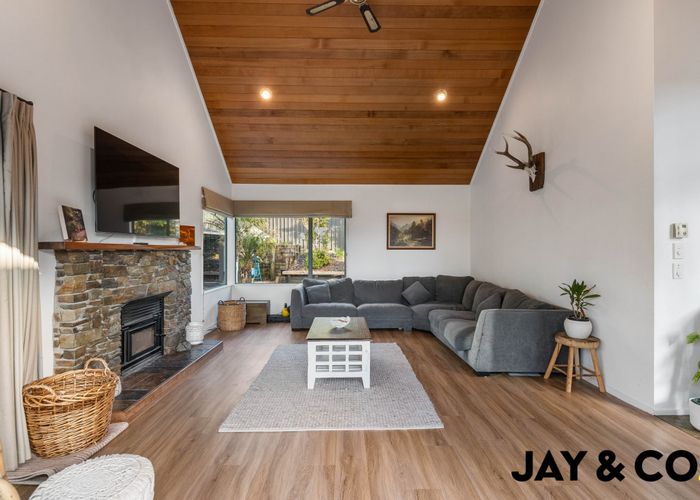  at 2284D Hunua Road, Papakura