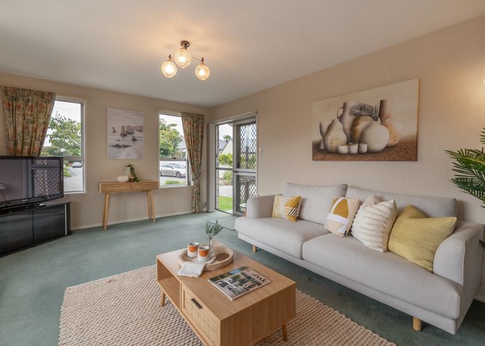  at 2/23B Craven Street, Sockburn, Christchurch