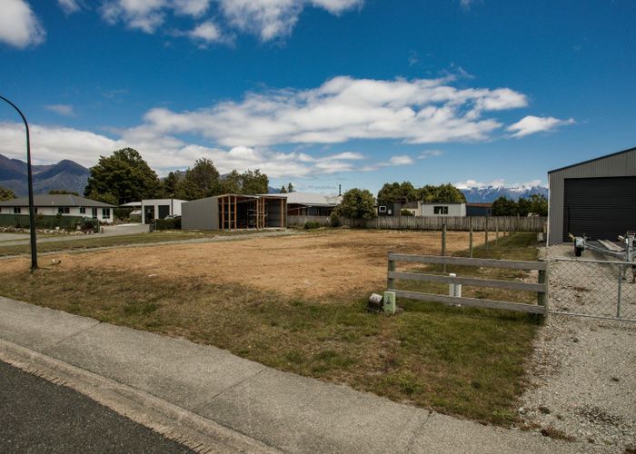  at 28 Motu-Au Close, Manapouri, Manapouri