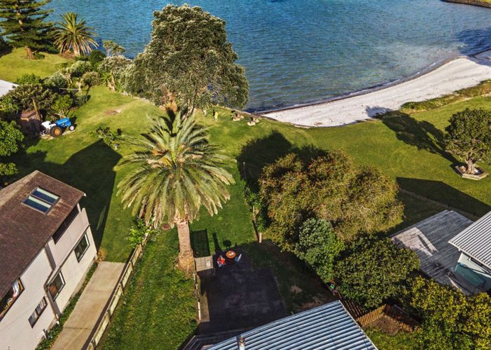 Recently sold | 52 One Tree Point Road, One Tree Point - homes.co.nz