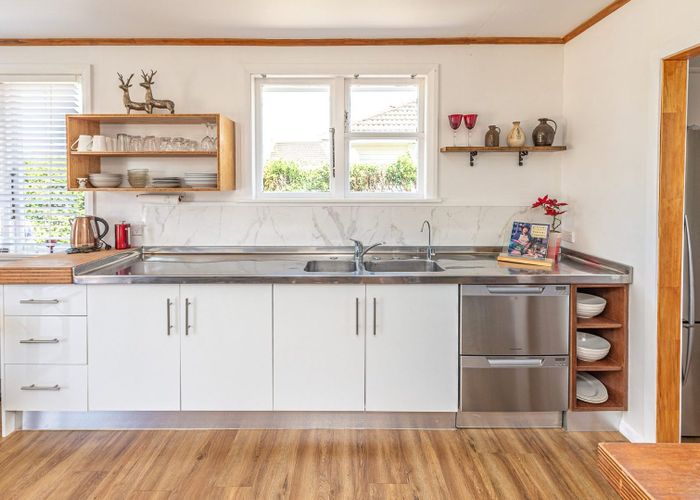  at 10 Hadfield Crescent, College Estate, Whanganui, Manawatu / Whanganui