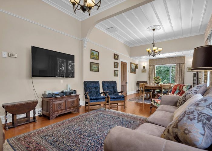  at 3 Lake Road, Devonport, North Shore City, Auckland