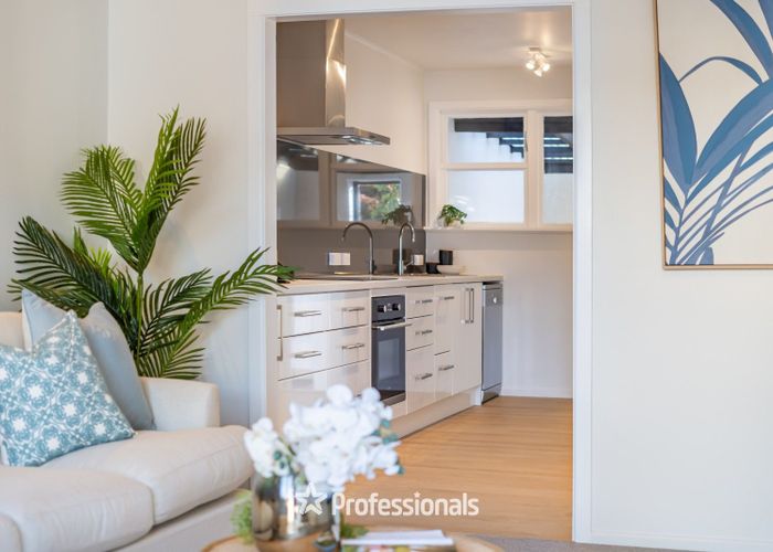  at 9b Elizabeth Avenue, Heretaunga, Upper Hutt, Wellington