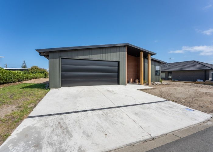  at 57 Seagrass Place, Otaki Beach, Otaki
