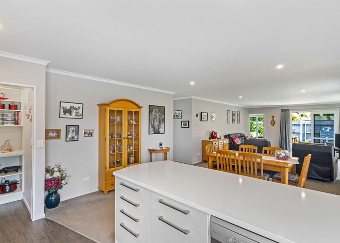  at 32 Sylvia Street, Parklands, Christchurch
