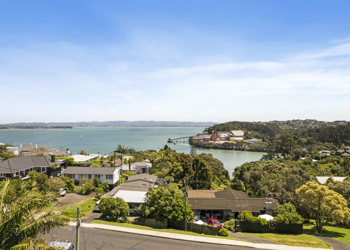  at 29 Palmerston Road, Birkenhead, Auckland