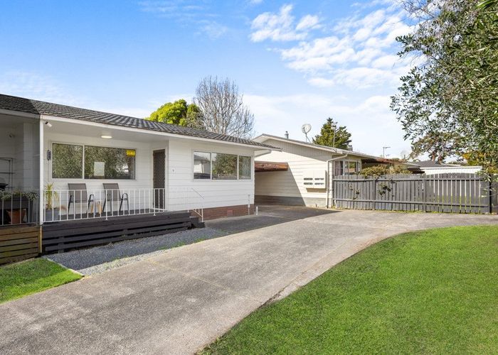  at 5/19 Bayside Avenue, Te Atatu Peninsula, Waitakere City, Auckland