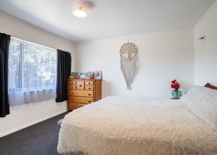  at 4 Redditch Place, Papamoa Beach, Tauranga, Bay Of Plenty