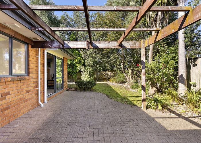  at 44 Blackwood Drive, Wattle Downs, Manukau City, Auckland