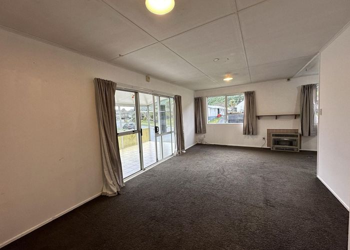  at 2 Wyoming Grove, Totara Park, Upper Hutt, Wellington