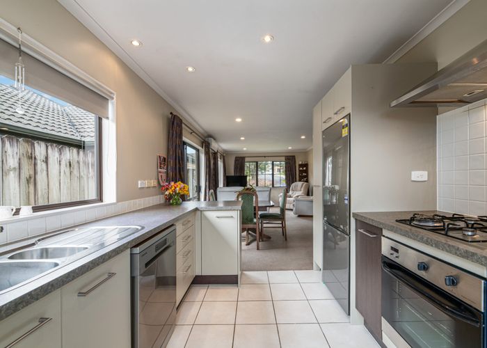  at 30 Espalier Drive, Henderson, Auckland