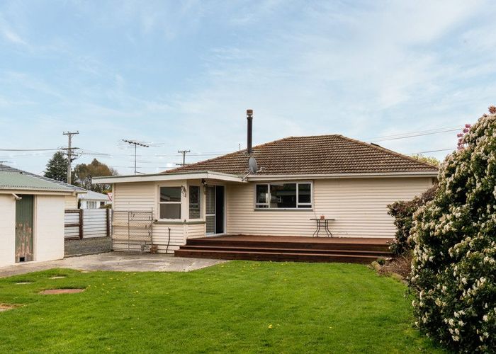  at 59 Chaucer Street, Milton, Milton