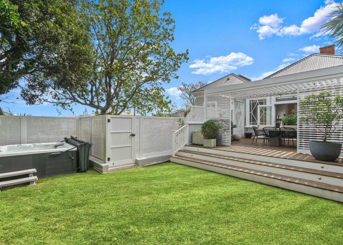  at 37 Mozeley Avenue, Devonport, North Shore City, Auckland