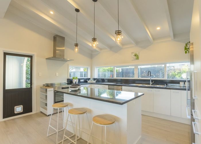  at 301 Te Moana Road, Waikanae, Waikanae