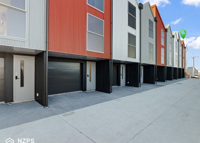  at 2/20 Henderson Street, Mornington, Dunedin, Otago