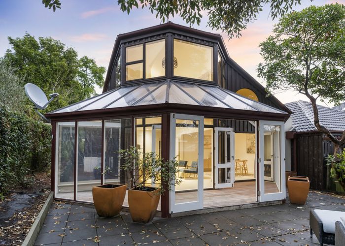  at 4/15 Ely Avenue, Remuera, Auckland