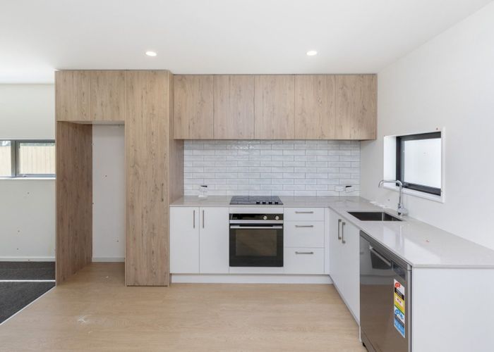  at 1/220 Geraldine Street, Edgeware, Christchurch City, Canterbury