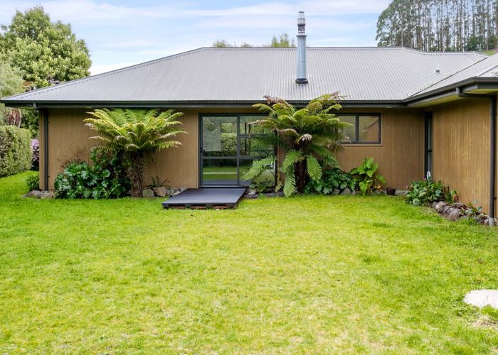  at 35 Dalmore Way, Taupo