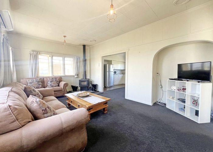  at 17 Tanner Street, Grasmere, Invercargill, Southland
