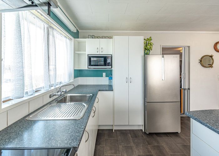  at 102 Hinau Street, Castlecliff, Whanganui