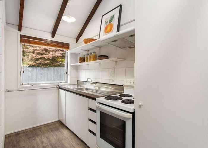  at 305B Riccarton Road, Upper Riccarton, Christchurch City, Canterbury