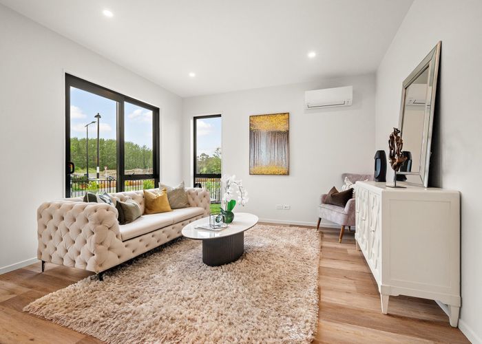  at 1/299 Te Taruna Drive, Milldale, Rodney, Auckland