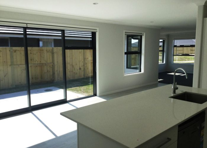  at 8  Bill Miller Drive, Papamoa, Tauranga, Bay Of Plenty
