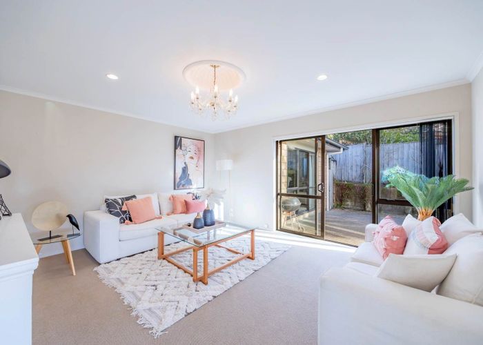 at 7 Durbin Court, Greenhithe, Auckland