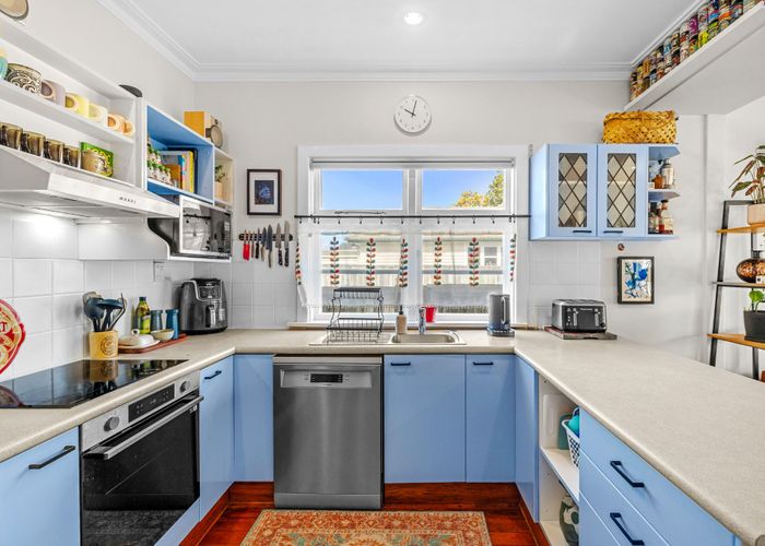  at 16 Frankleigh Street, Somerfield, Christchurch City, Canterbury