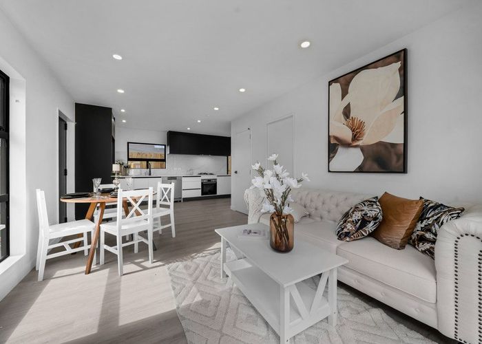  at 2/9-11 Albert Street, Otahuhu, Auckland City, Auckland