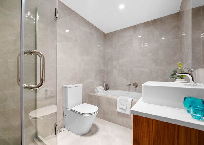  at 13D Kingussie Place, Highland Park, Auckland