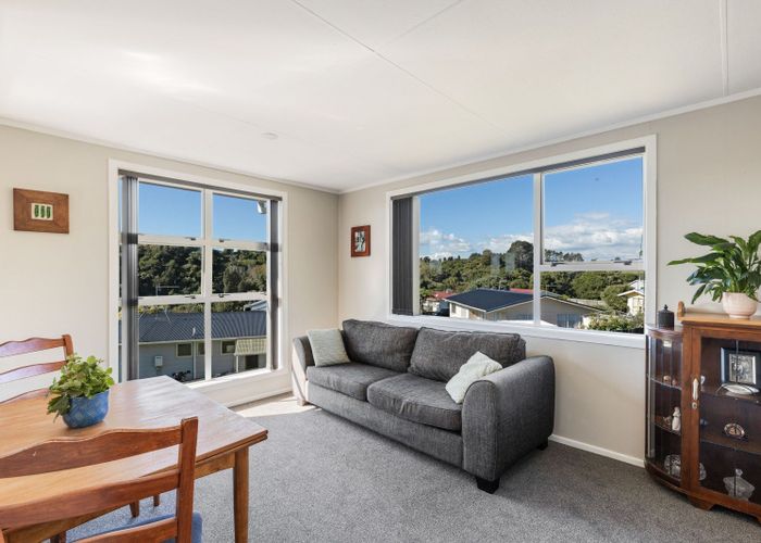  at 65A Riversdale Drive, Merrilands, New Plymouth