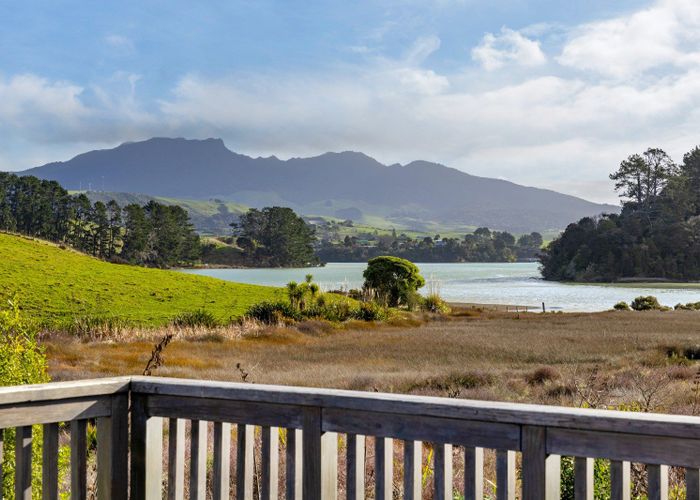  at 25 Robertson Street, Raglan, Raglan