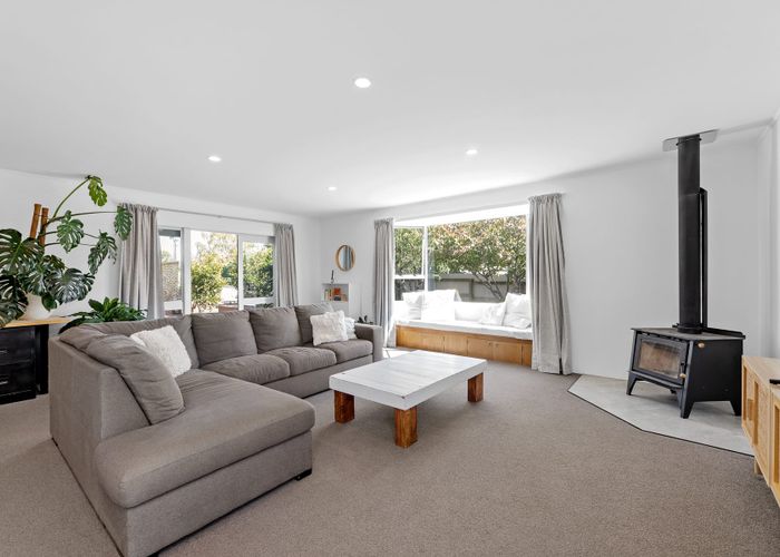  at 3 Anglesea Street, Renwick
