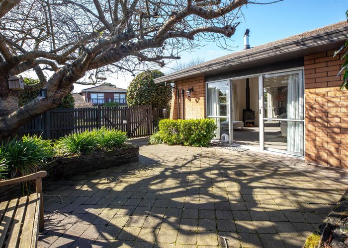  at 5 Sayers Crescent, Ilam, Christchurch