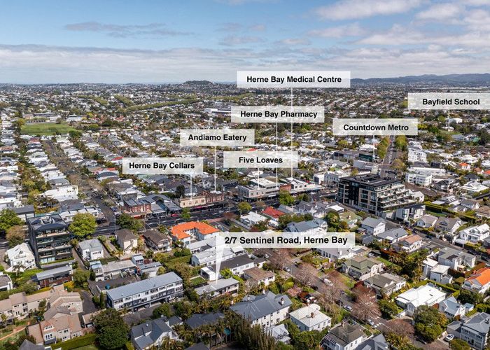 at 2/7 Sentinel Road, Herne Bay, Auckland
