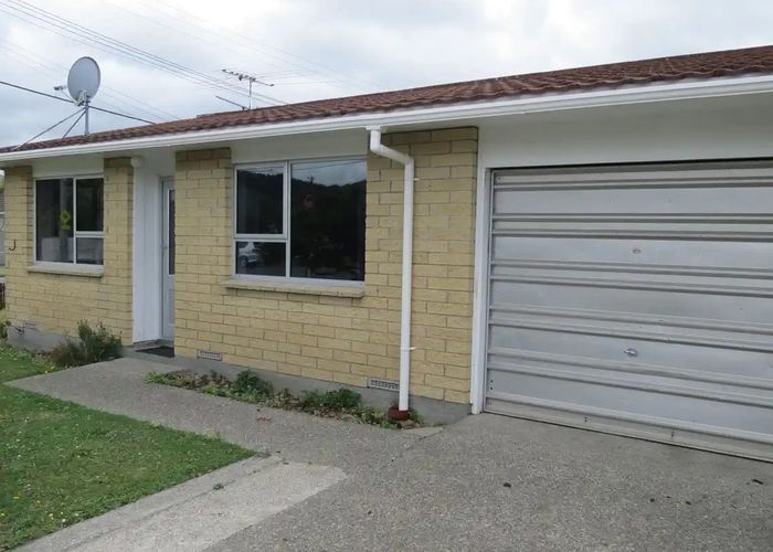  at 1/36 Exchange Street, Ebdentown, Upper Hutt