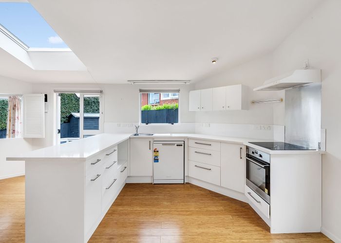  at 6A Ruapehu Street, Mount Eden, Auckland City, Auckland