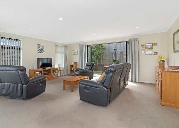  at 77 Falcon Drive, Welcome Bay, Tauranga