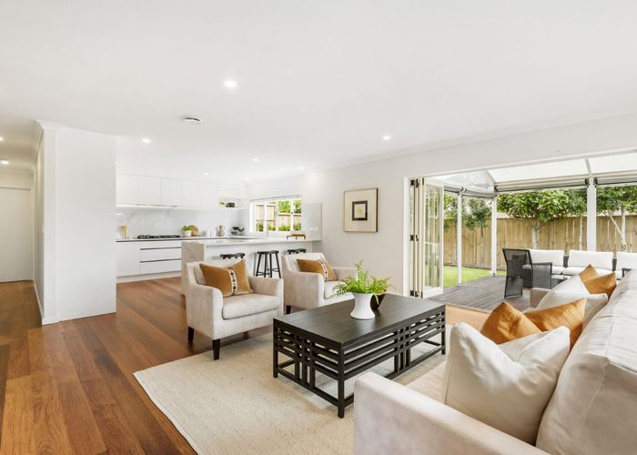  at 5 Wye Oak Drive, Albany, North Shore City, Auckland