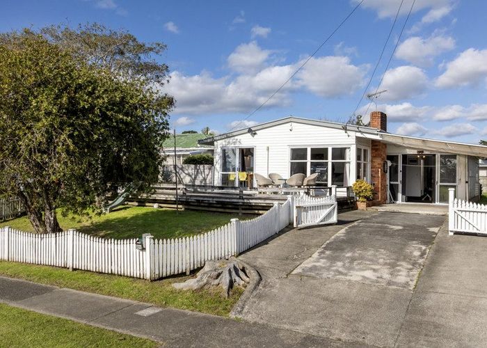  at 26 Tiraumea Drive, Pakuranga, Manukau City, Auckland