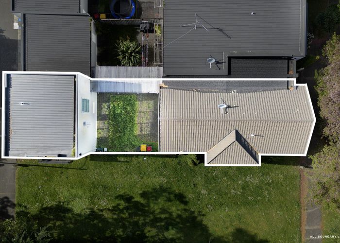  at 2 Willow Camp Road, Takanini, Papakura, Auckland