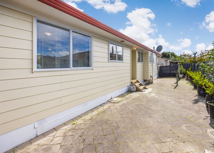  at 1/17 Etherton Drive, Weymouth, Manukau City, Auckland