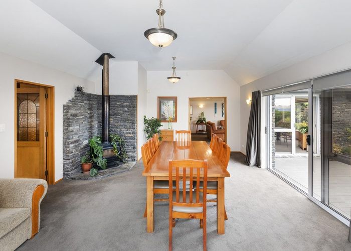  at 3 Lucknow Place, Cashmere, Christchurch