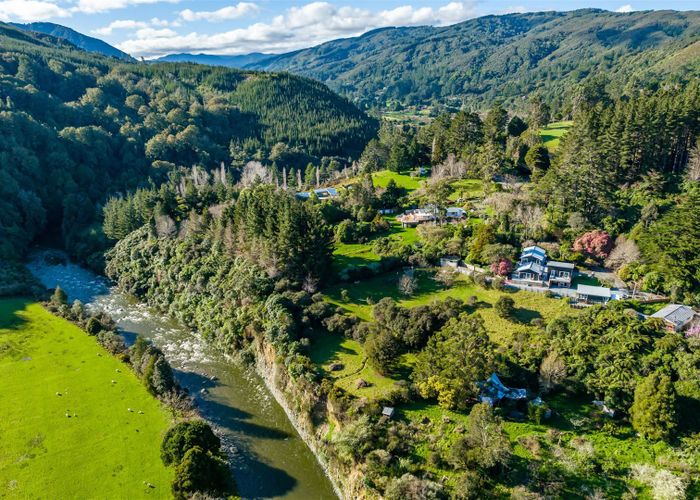 For sale 1123 Akatarawa Road, Akatarawa, Upper Hutt, Wellington