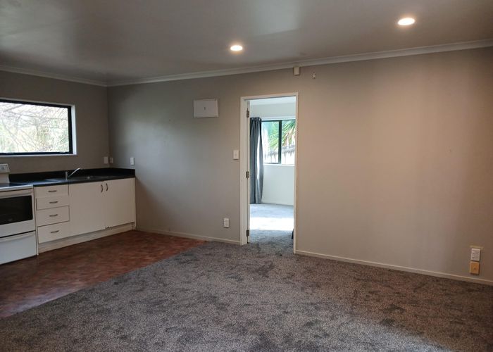  at 292A West Coast Road, Glen Eden, Waitakere City, Auckland