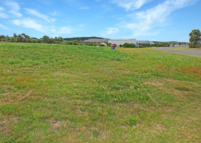  at 10 Carex Grove, Foxton Beach, Horowhenua, Manawatu / Whanganui